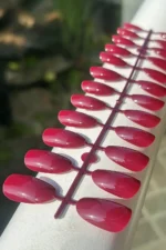 24 Adet Bordo Oval Orta Uzun Takma Tırnak 823 - Görsel 6