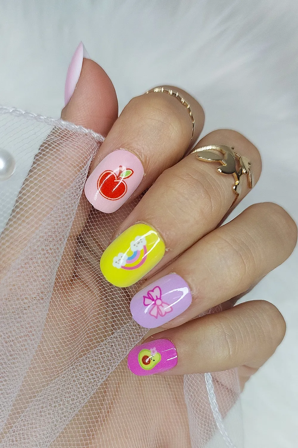 24-adet-cocuklar-icin-renkli-kisa-takma-tirnak--tet128-1 24 Adet Çocuklar için Renkli Kısa Takma Tırnak TET128 - Görsel 1