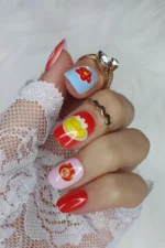 24 Adet Çocuklar için Renkli Kısa Takma Tırnak  TET133