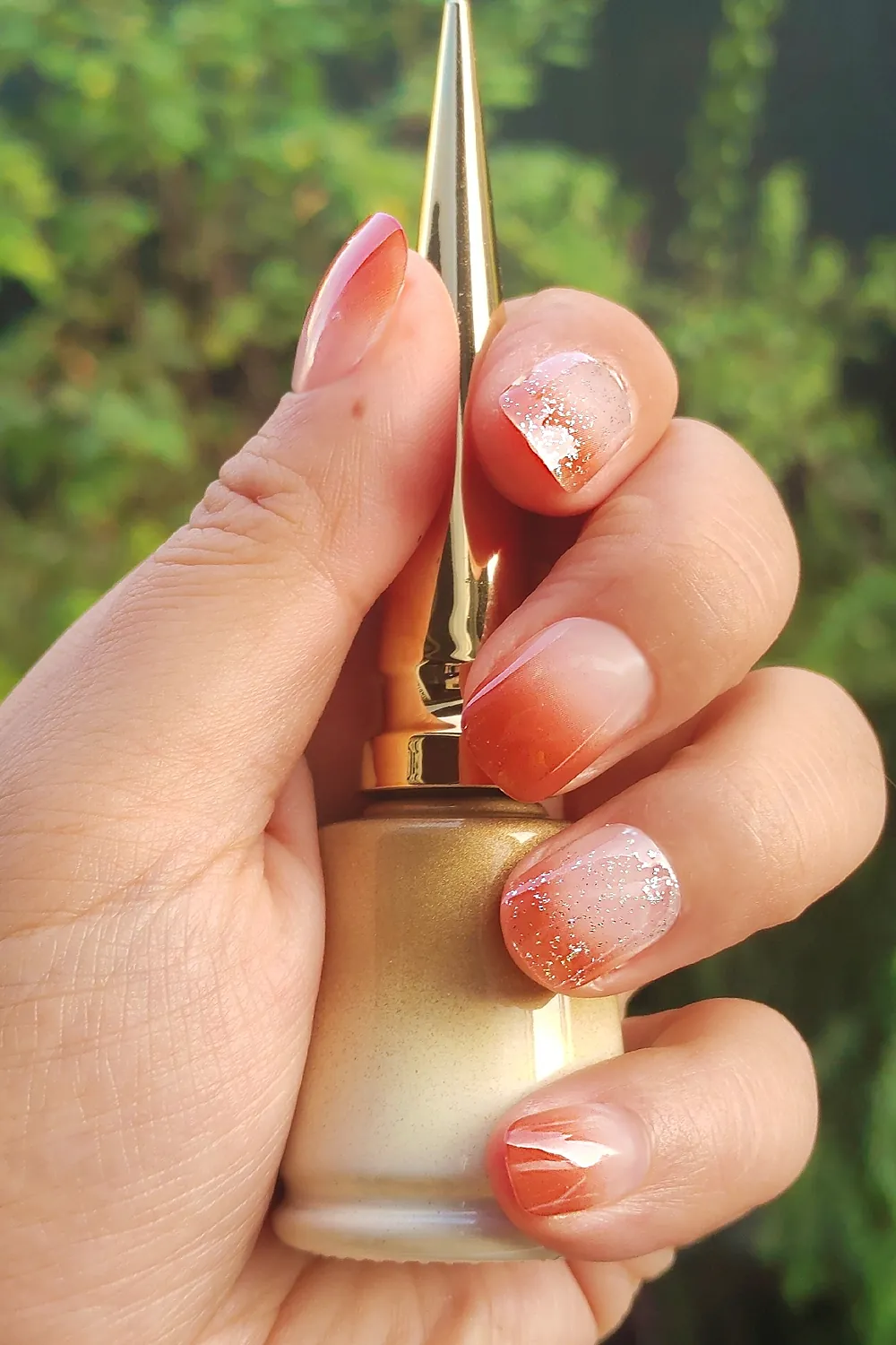 24-adet-kisa-takma-tirnak-seti-simli-acik-kahverengi-cift-tarafli-dy320-1 24-adet-kisa-takma-tirnak-seti-simli-acik-kahverengi-cift-tarafli-dy320-1