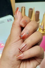 24-adet-kut-takma-tirnak-seti-orta-uzun-tasli-ve-desenli-kirmizi-takma-tirnak-dz446-1