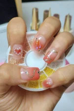 24-adet-kut-takma-tirnak-seti-tasli-desenli-orta-uzun-takma-tirnak-yapistirici-set-hediyeli-dz083-6