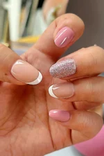 24 Adet Pembe Simli Oval Takma Tırnak Seti W1167 - Görsel 2