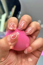 24-adet-oval-takma-tirnak-seti-orta-uzun-desenli-nude-takma-tirnak-yapistirici-set-hediye-dy496-3