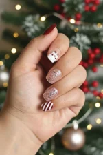 24 Adet Yılbaşı Desenli Kırmızı Kısa Takma Tırnak Seti  R618 - Görsel 4