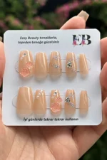 24 Adet Protez Tırnak Görünümlü Taşlı Çiçek Desenli Takma Tırnak Seti  Z528 - Görsel 2