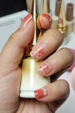 24 Adet Kısa Takma Tırnak Seti Küt Çiçek Desenli Ve Taşlı  Z279 - Görsel 3