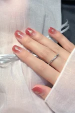 Ombre Kısa Küt 24 Adet Takma Tırnak Seti Kalp Simli Tırnak R744 - Görsel 5