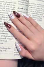 Badem Tırnak 24 Adet Takma Tırnak Seti Beyaz ve Bordo Fiyonklu Orta Uzunlukta W1812 - Görsel 7