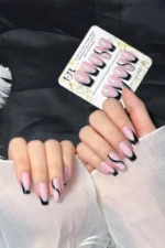 Kısa Siyah French Takma Tırnak Seti 24'lü Desenli Küt Takma Tırnak W298