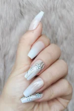 Yeni Model Küt Takma Tırnak Seti 24'lü. Orta Uzun Takma Tırnak Aksesuarları Hediye Papatya W738 - Görsel 5