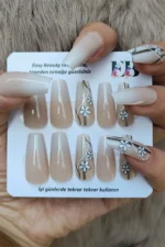 Yeni Model Küt Takma Tırnak Seti 24'lü. Orta Uzun Takma Tırnak Aksesuarları Hediye Papatya W738 - Görsel 2
