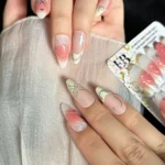 Badem Tırnak Kırmızı Ombre Orta Uzunlukta 24 Adet Takma Tırnak Seti Z863