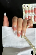 Badem Tırnak Kırmızı Ombre Orta Uzunlukta 24 Adet Takma Tırnak Seti Z863 - Görsel 2