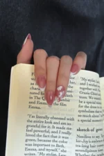 Kısa Badem French Taşlı 24 Adet Takma Tırnak Seti Z931 - Görsel 4