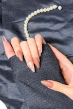 badem-tirnak-kahverengi-orta-uzunlukta-24-adet-takma-tirnak-seti-w1489