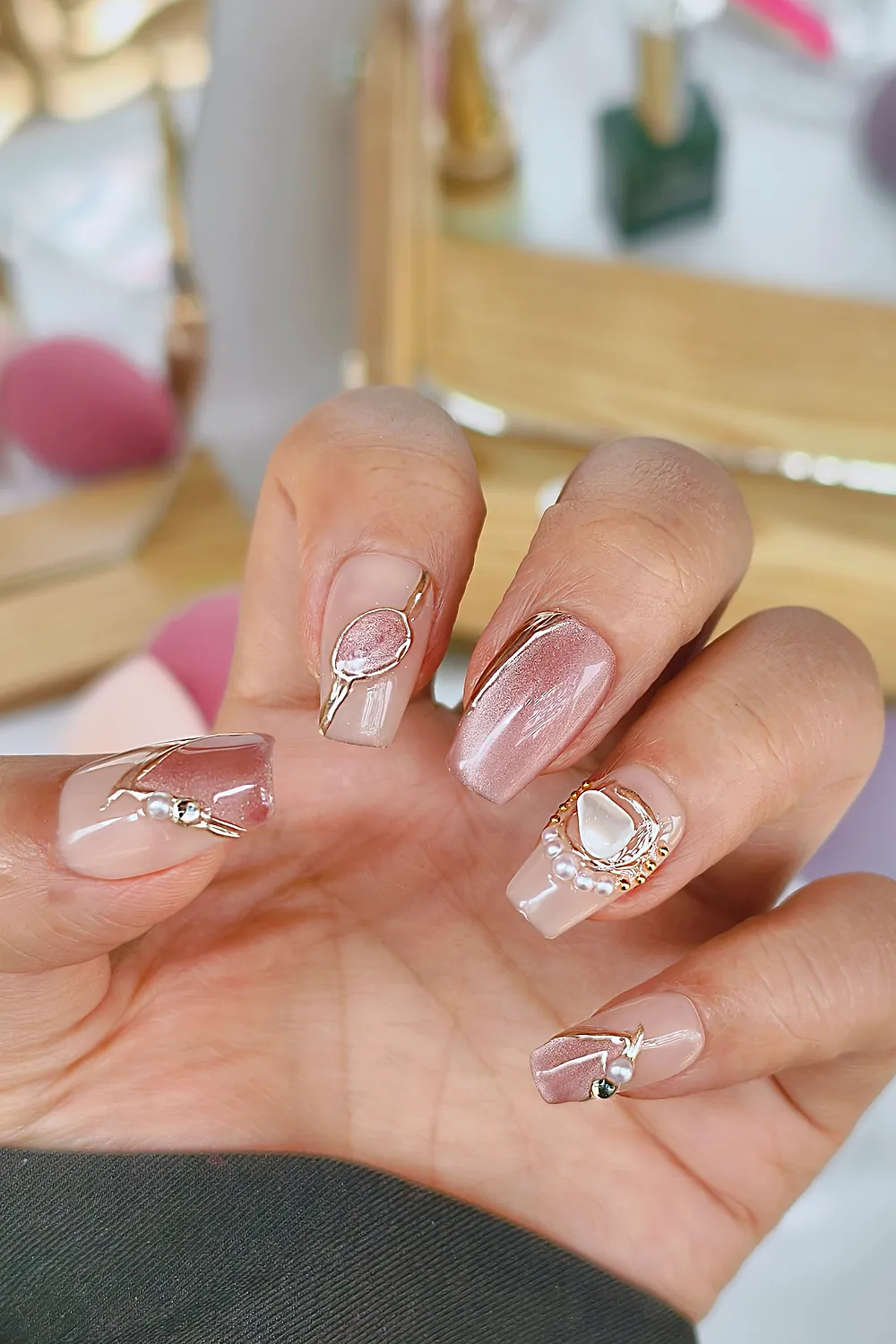 cat-eye-medium-beden-protez-tirnak-10-adet-el-yapimi-takma-tirnak-seti-2208-1 Cat Eye Protez Tırnak 10 Adet El Yapımı Takma Tırnak Seti 2208 - Görsel 1