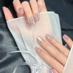 Çiçek Desenli Kısa Küt 10 Adet Takma Tırnak Seti T050