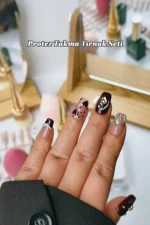 Kalpli Protez Tırnak 10 Adet El Yapımı Takma Tırnak Seti 1511 - Görsel 4