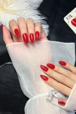 kisa-badem-24-adet-kirmizi-takma-tirnak-seti-w1634