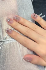 Kısa Takma Tırnak 10 Adet Simli ve Taşlı Küt Tırnak T053 - Görsel 3