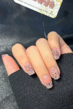 Kısa Takma Tırnak 10 Adet Simli ve Taşlı Küt Tırnak T053 - Görsel 5