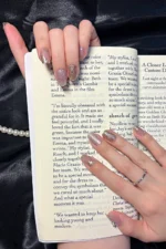 Kısa Takma Tırnak Seti 10 Adet Simli ve Desenli Tırnak Yapıştırıcı Dahil T022 - Görsel 2