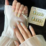 Aura Parıltılı Kedi Gözü Kısa Küt 10 Adet Takma Tırnak Seti T035