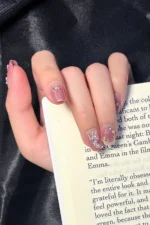 Kısa Küt İnci Taşı Süslemeli 10 Adet Takma Tırnak Seti T051