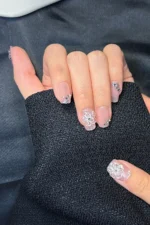 Kısa Takma Tırnak Çiçek Charm 10 Adet Takma Tırnak Seti T068 - Görsel 6