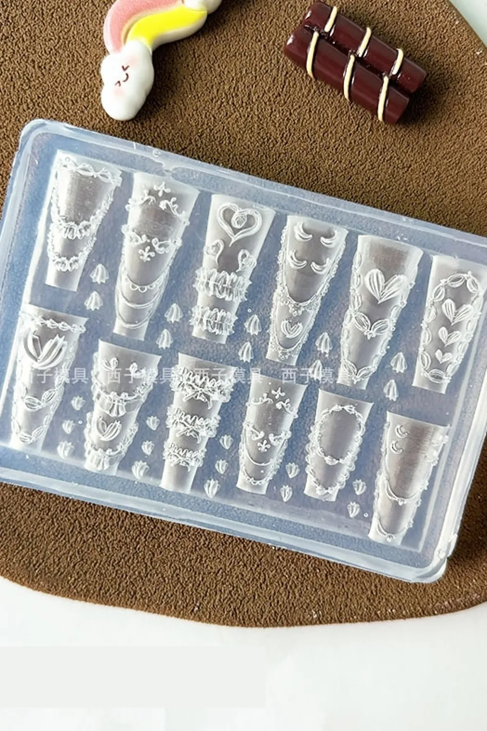 nail-art-silikon-kalip-3d-nail-art-desen-kalibi-tirnak-susleme-desen-charm-tirnak-carm-47-1 Nail Art Silikon Kalıp 3D Nail Art Desen Kalıbı, Tırnak Süsleme Desen Charm Tırnak Çarm 47 - Görsel 1