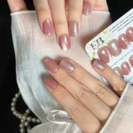 pembe-simli-24-adet-kedi-gozu-protez-takma-tirnak-seti-kisa-tirnak-kut-model-my150-1