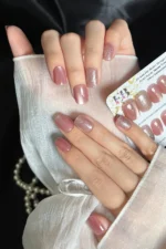 pembe-simli-24-adet-kedi-gozu-protez-takma-tirnak-seti-kisa-tirnak-kut-model-my150-1