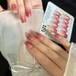 simli-tirnak-orta-kut-24-adet-takma-tirnak-seti-r720