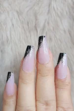 Siyah French Ve Simli Orta Uzun Takma Tırnak Seti 24'lü. Takma Tırnak Aksesuarları Hediye W1191 - Görsel 3