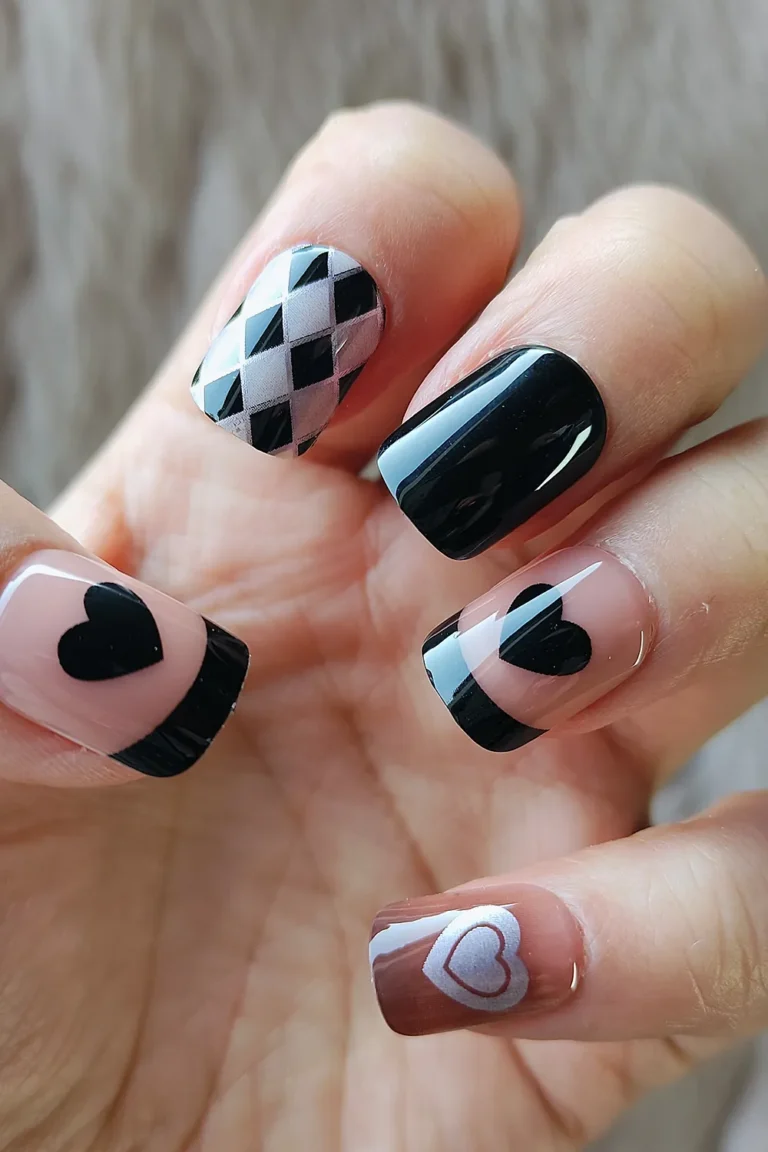 takma-tirnak-seti-ve-zararsiz-yapistirici.-nail-art-oval-kare-kisa-takma-tirnak-siyah-r659