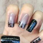 yeni-model-desenli-kut-siyah-takma-tirnak-seti24'lu.-kutulu-ve-yapistirici-kare-w1286